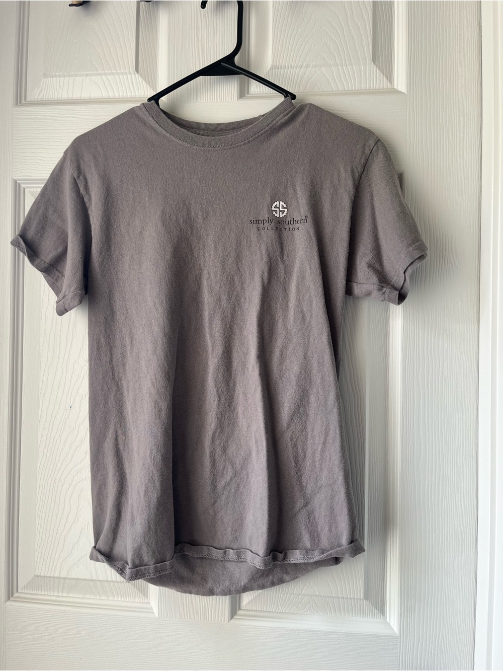 Simply Southern Women's Short Sleeve Tee in Gray